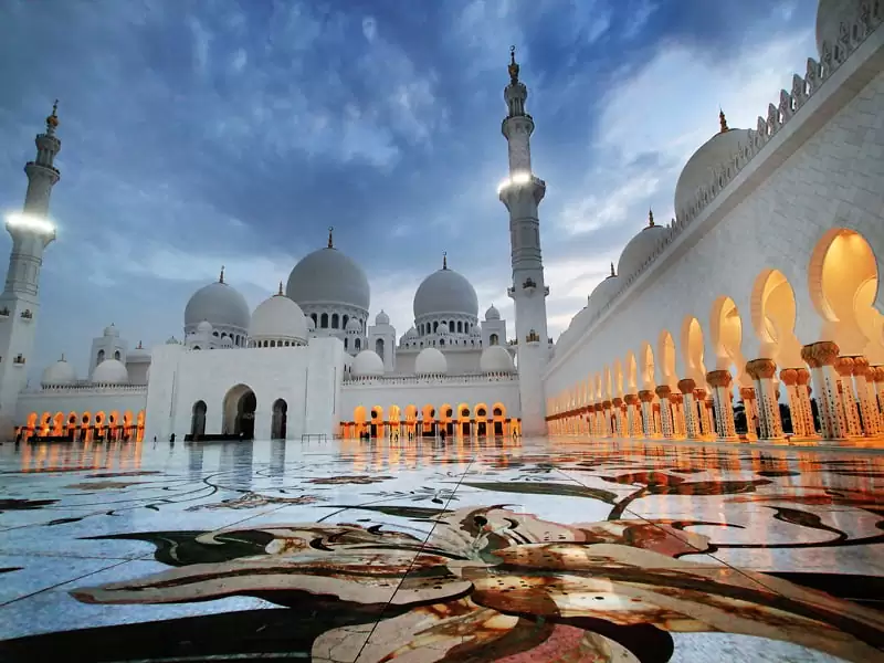 Miliony na inwestycję w Islamic Coina