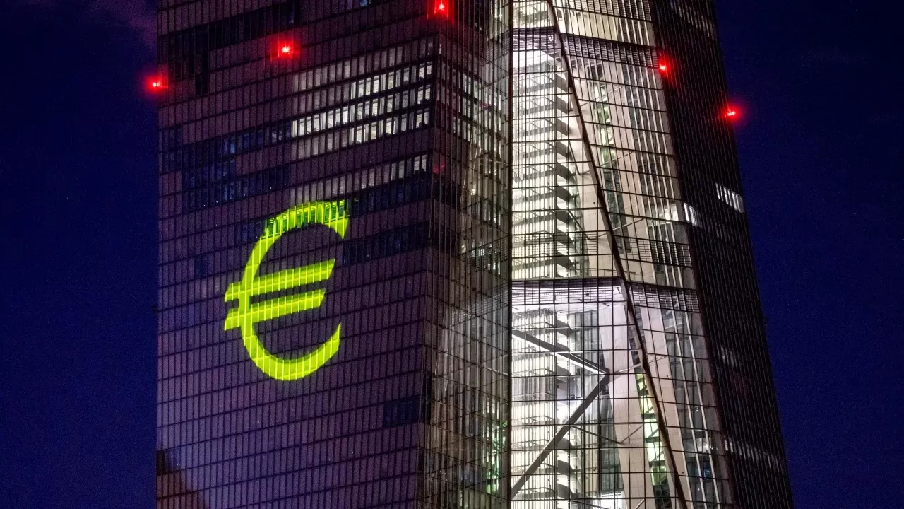 Cyber-euro przechodzi do „fazy przygotowawczej”. EBC udaje, iż wcale go nie wdraża, jedynie prowadzi „konsultacje”