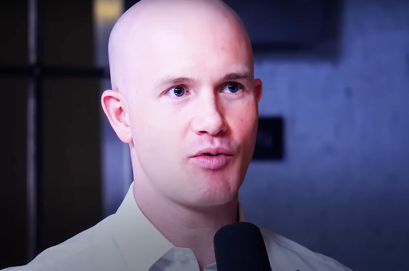 Kto by pomyślał! Szef Coinbase chce harmonijnej współpracy z SEC