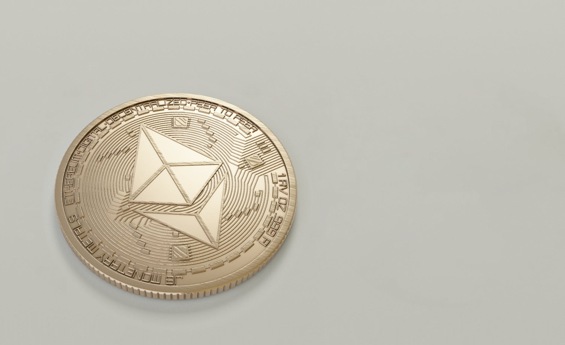 Bloomberg: SEC uważa Ethereum za towar. 'To tam przenosi się euforia’ SEC dopuści spot Ethereum ETF przed wakacjami?
