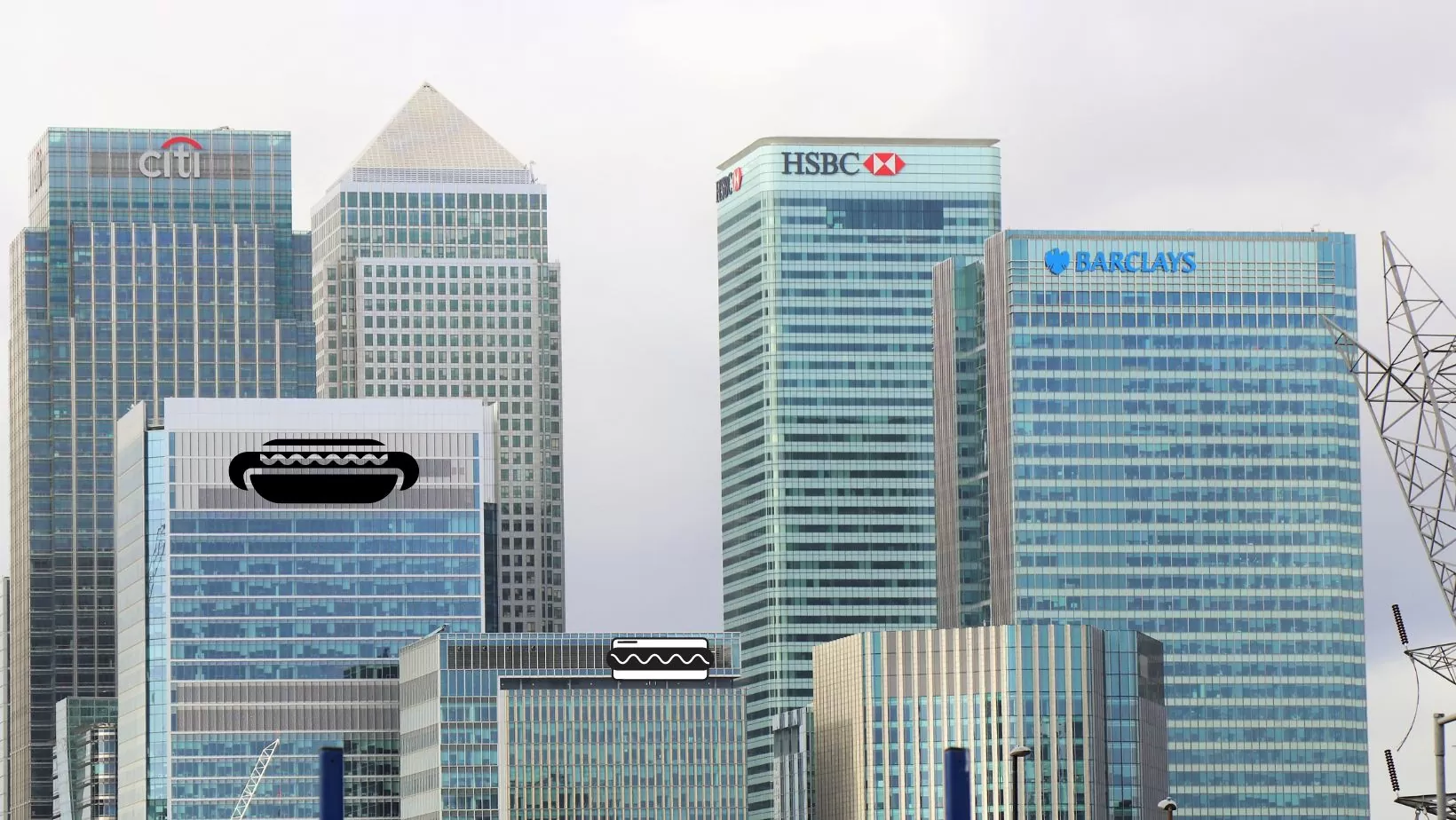 Co można kupić za pięć złotych? Hot doga na stacji benzynowej lub bank