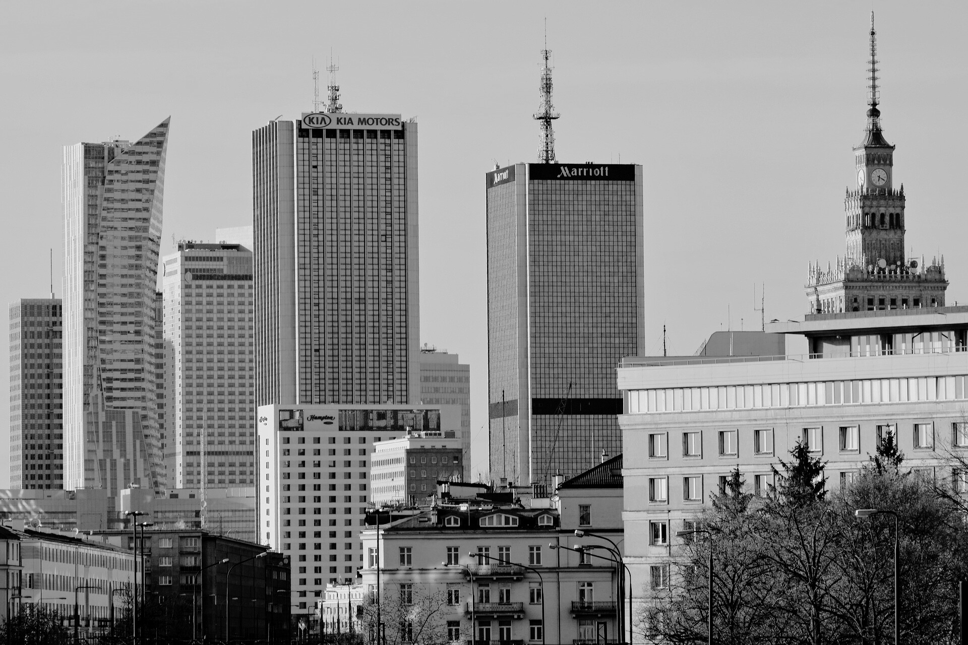 Nieruchomości biurowe w USA skończą jak galerie handlowe? Jak wygląda sytuacja w Polsce?