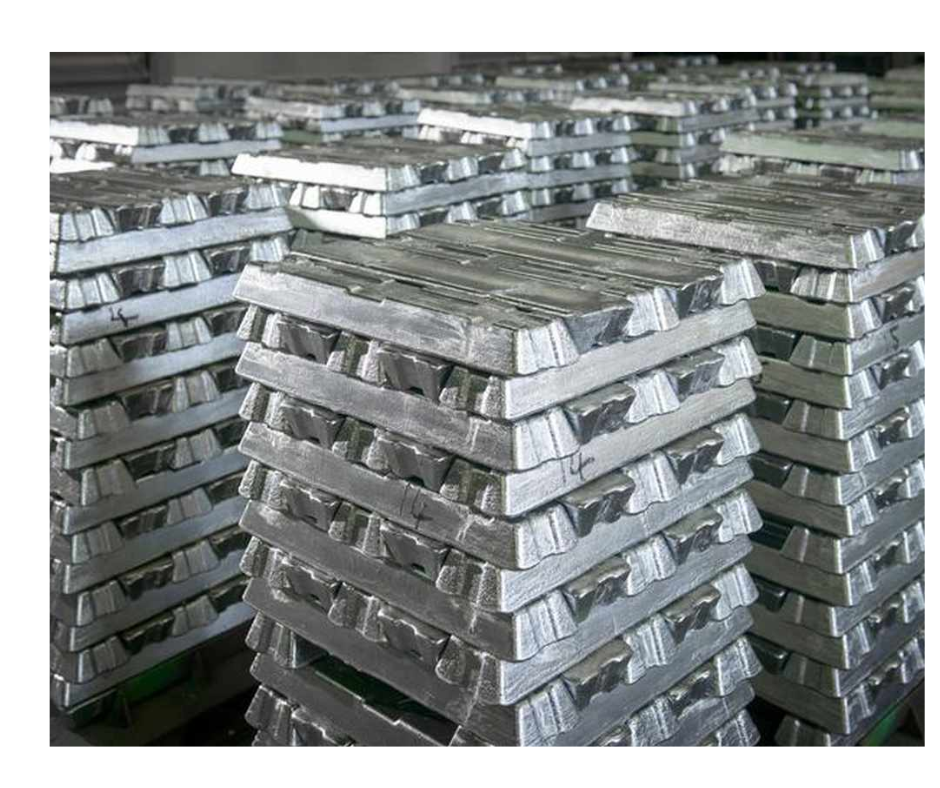 Cena srebra wzrośnie o 1000%, gdy złoto osiągnie 5 000 USD do 2027 –  rządy "deprecjonują" swoje waluty