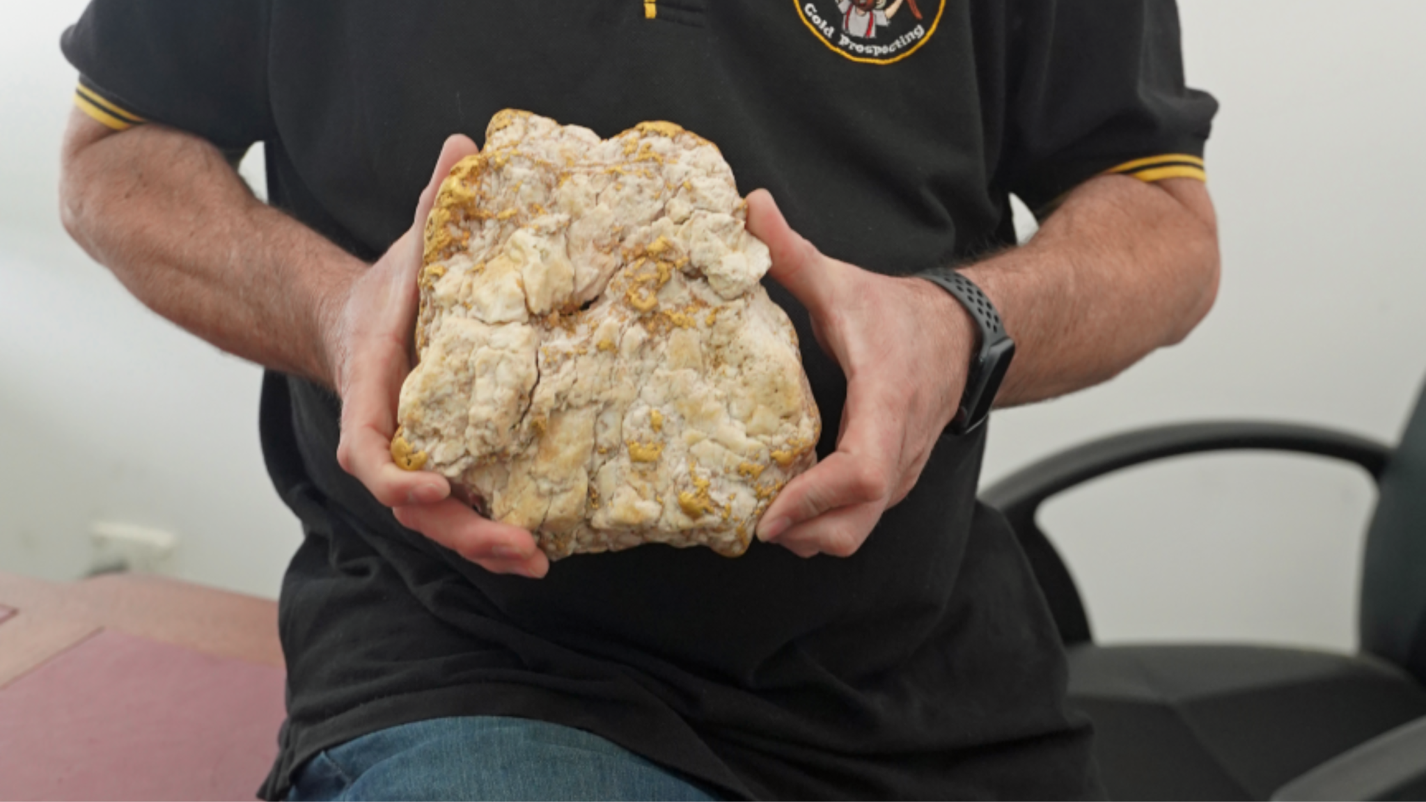 Australijski poszukiwacz-amator wzbogacił się o 2,6 kg złota