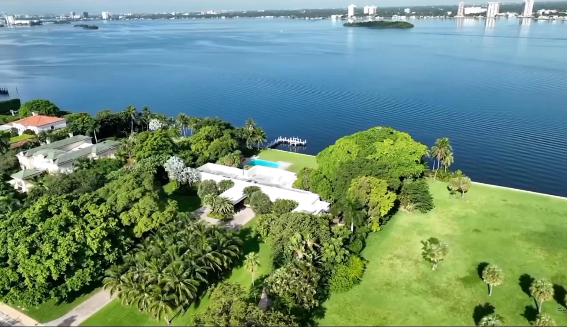 Kto bogatemu zabroni? Szef Amazona kupił dom za 68 mln dolarów by go zburzyć