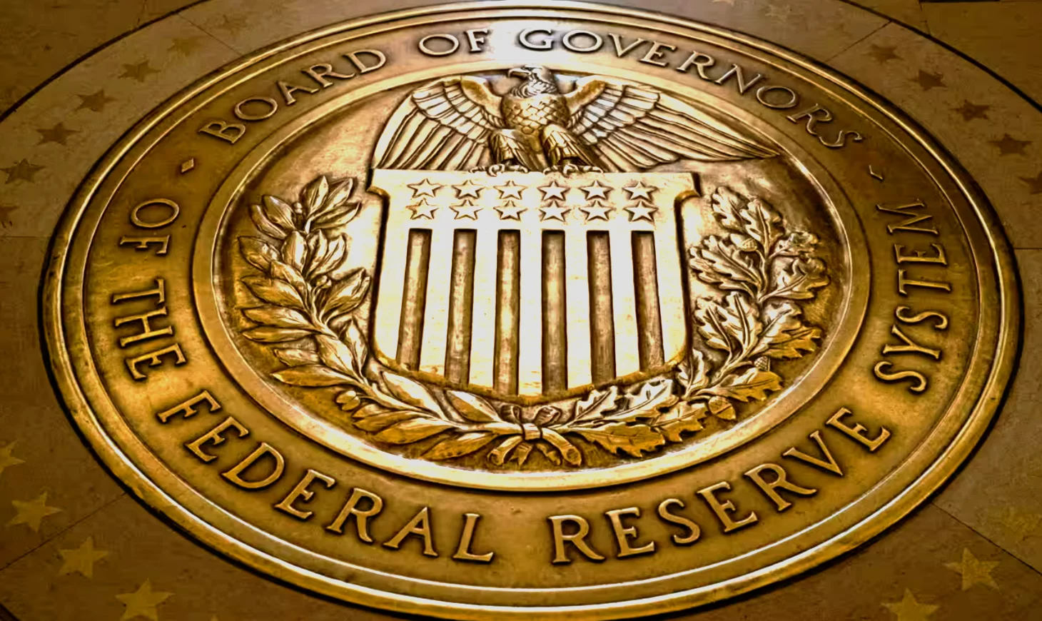Rezerwa Federalna: wysoka inflacja może wymagać kolejnych podwyżek stóp