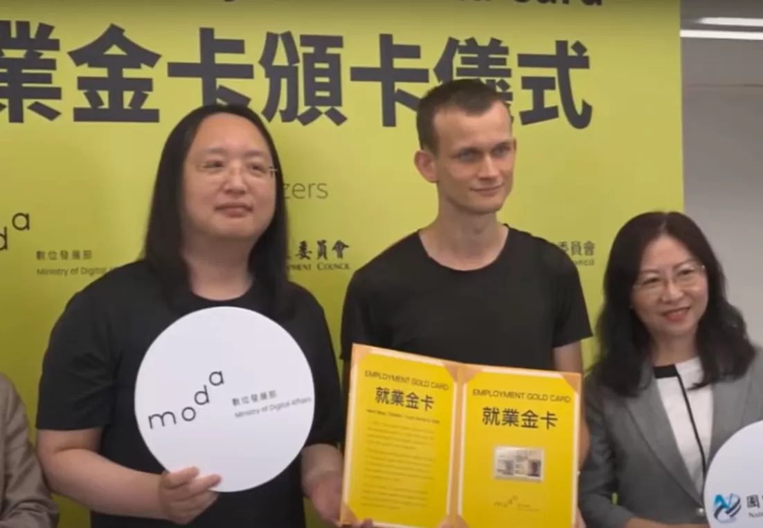 Vitalik Buterin z tajwańską „Złotą Kartą Zatrudnienia”. Co z nią zrobi biznesmen?