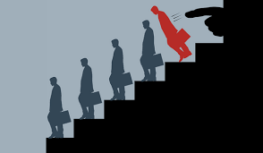 Białe kołnierzyki idą na bruk. Fala zwolnień w nowych technologiach. Robi się ciepło w IT?