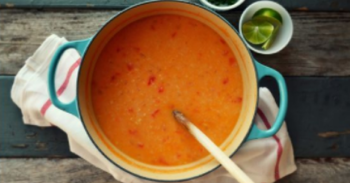 Ludowy przepis na zupę, która pozwoli Ci gwałtownie zwalczyć grypę i infekcję. Danie pełne mocy!