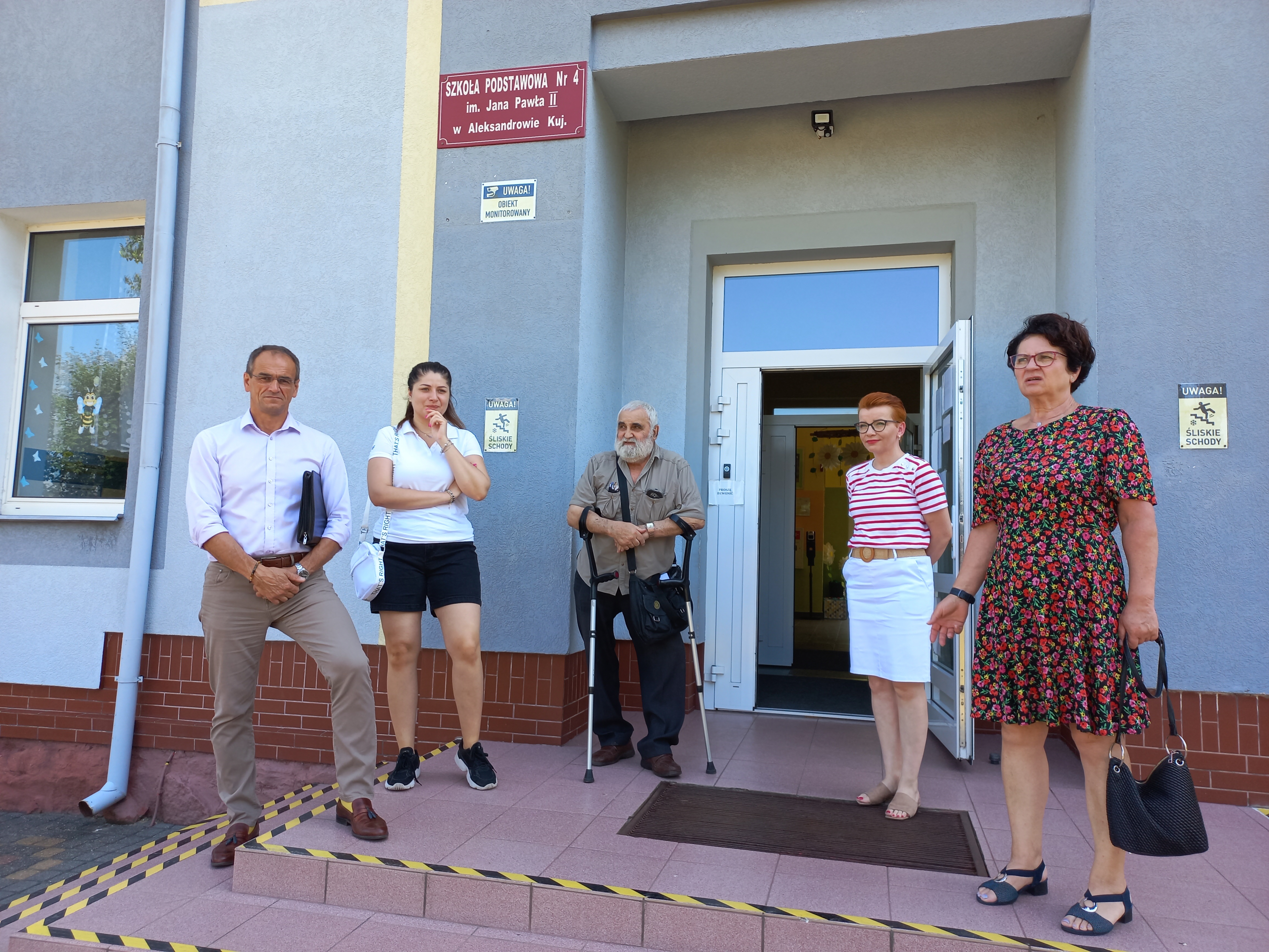 Komisja Mienia odwiedziła szkołę i szpital