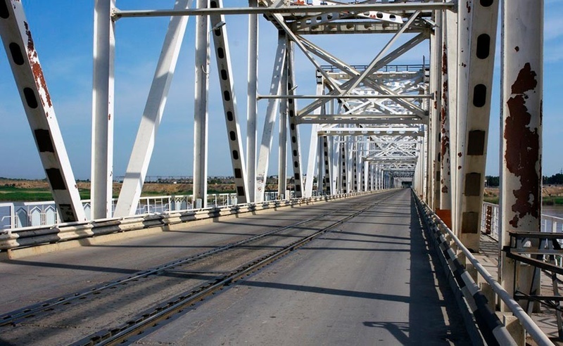 Uzbekistan kieruje energię do Afganistanu w obliczu surowej zimy