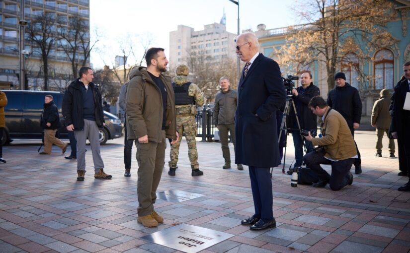 #Short – Biden w Kijowie