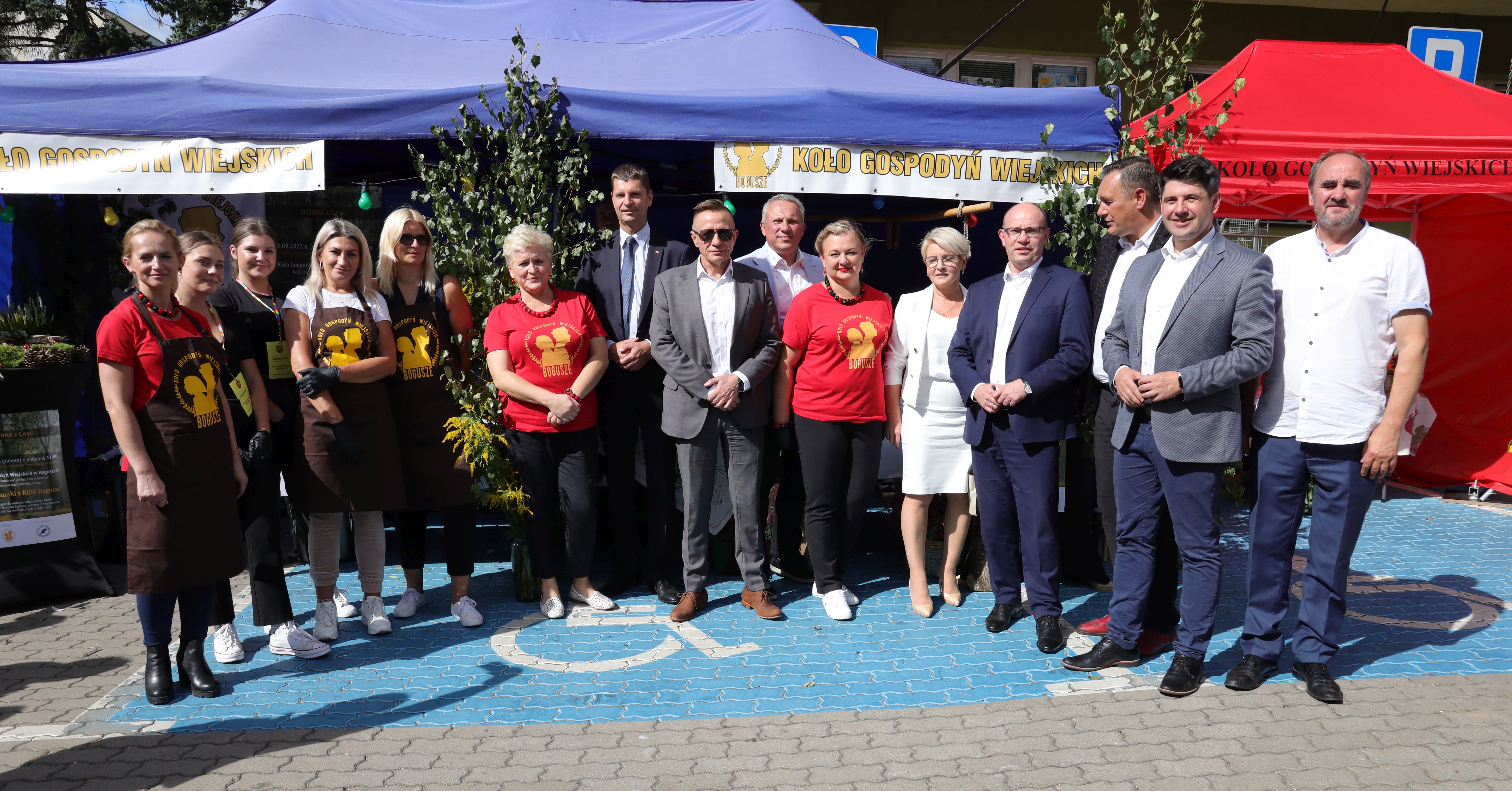 🎤Święto naszego powiatu za nami!👨‍👨‍👧‍👧