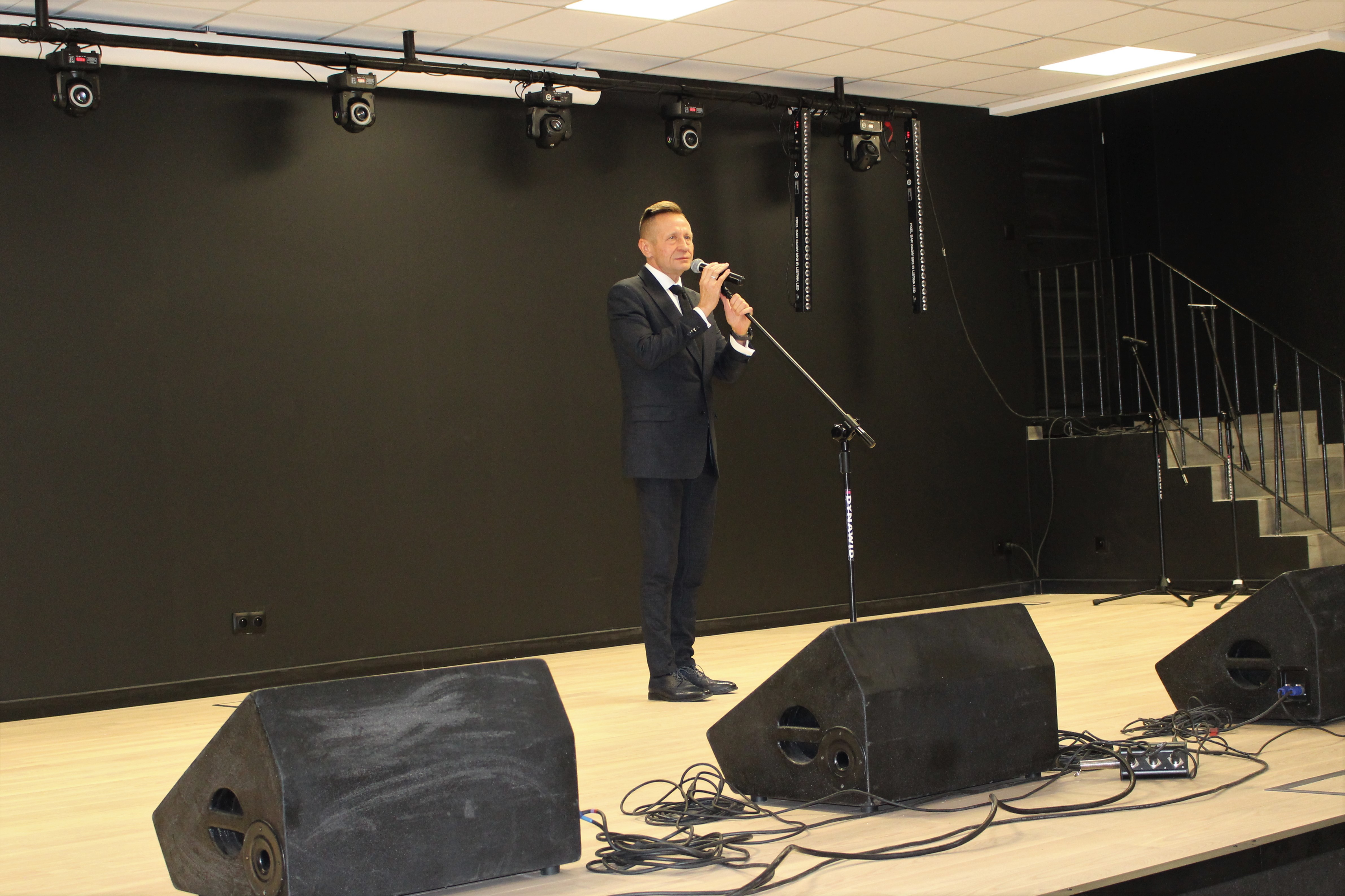 Wyremontowana sala kinowa pełna po brzegi