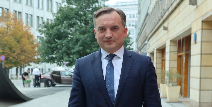 Prokurator Generalny o wszczęciu postępowania ws. skandalu w Holandii