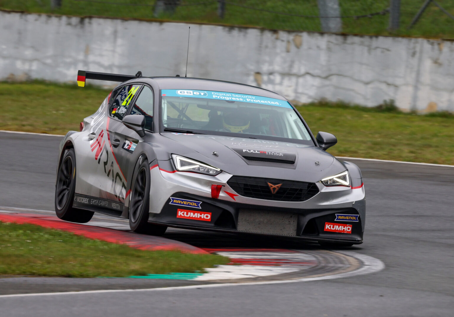 TCR Eastern Europe – Polacy po kwalifikacjach na Oschersleben