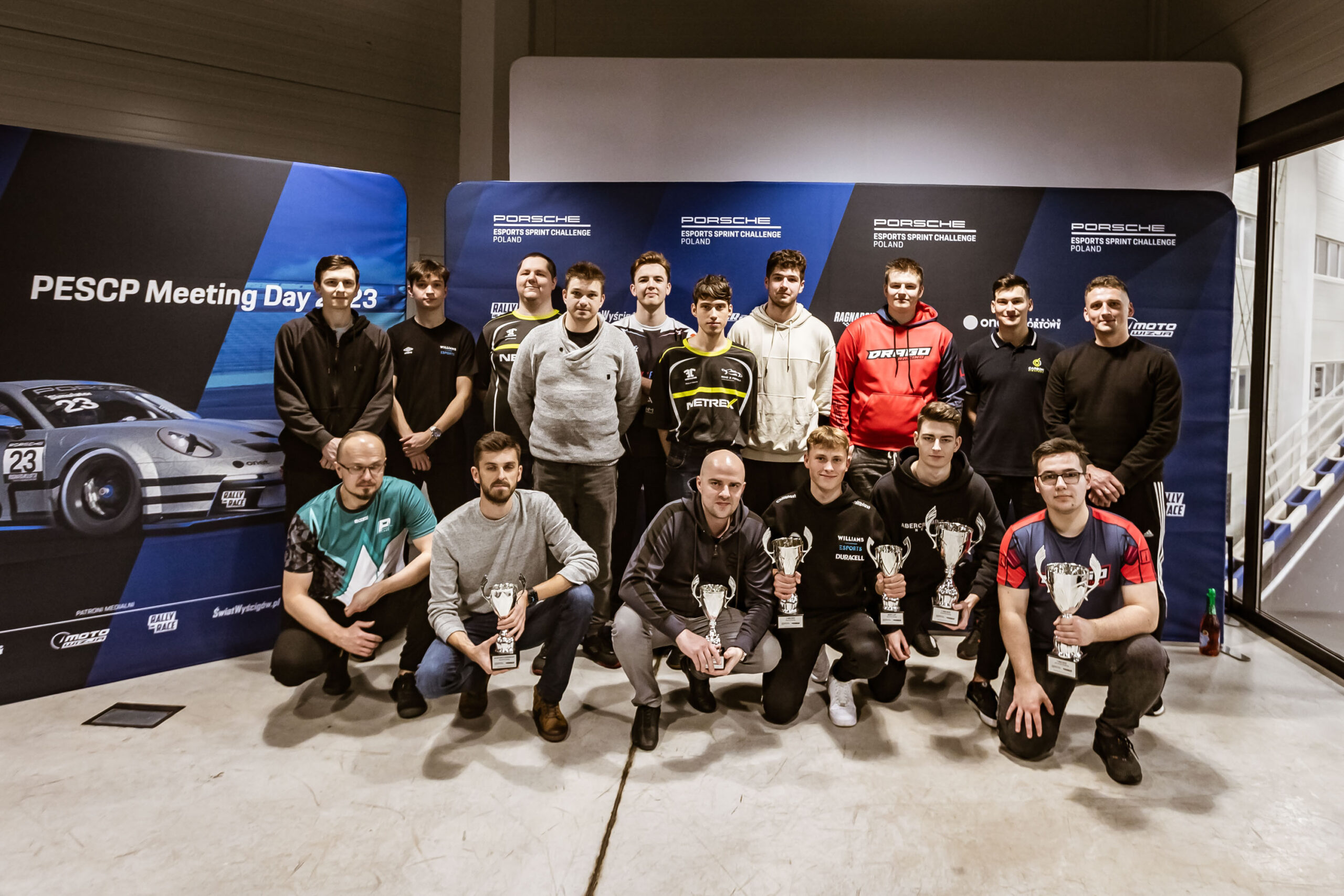 „Meeting day” otworzył sezon Porsche Esports Sprint Challenge Poland 2023