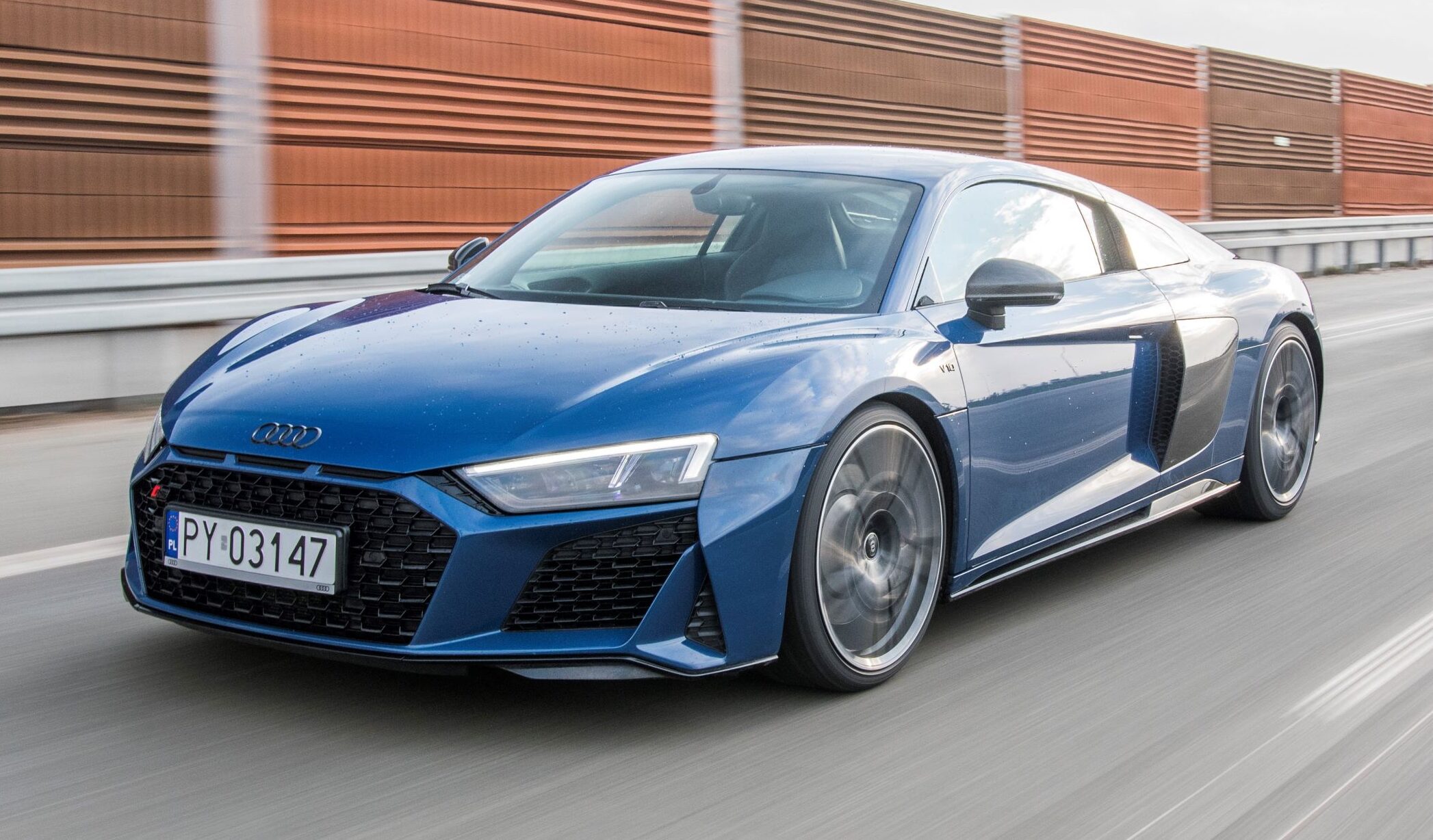 Audi R8 Coupe V10 performance RWD – TEST