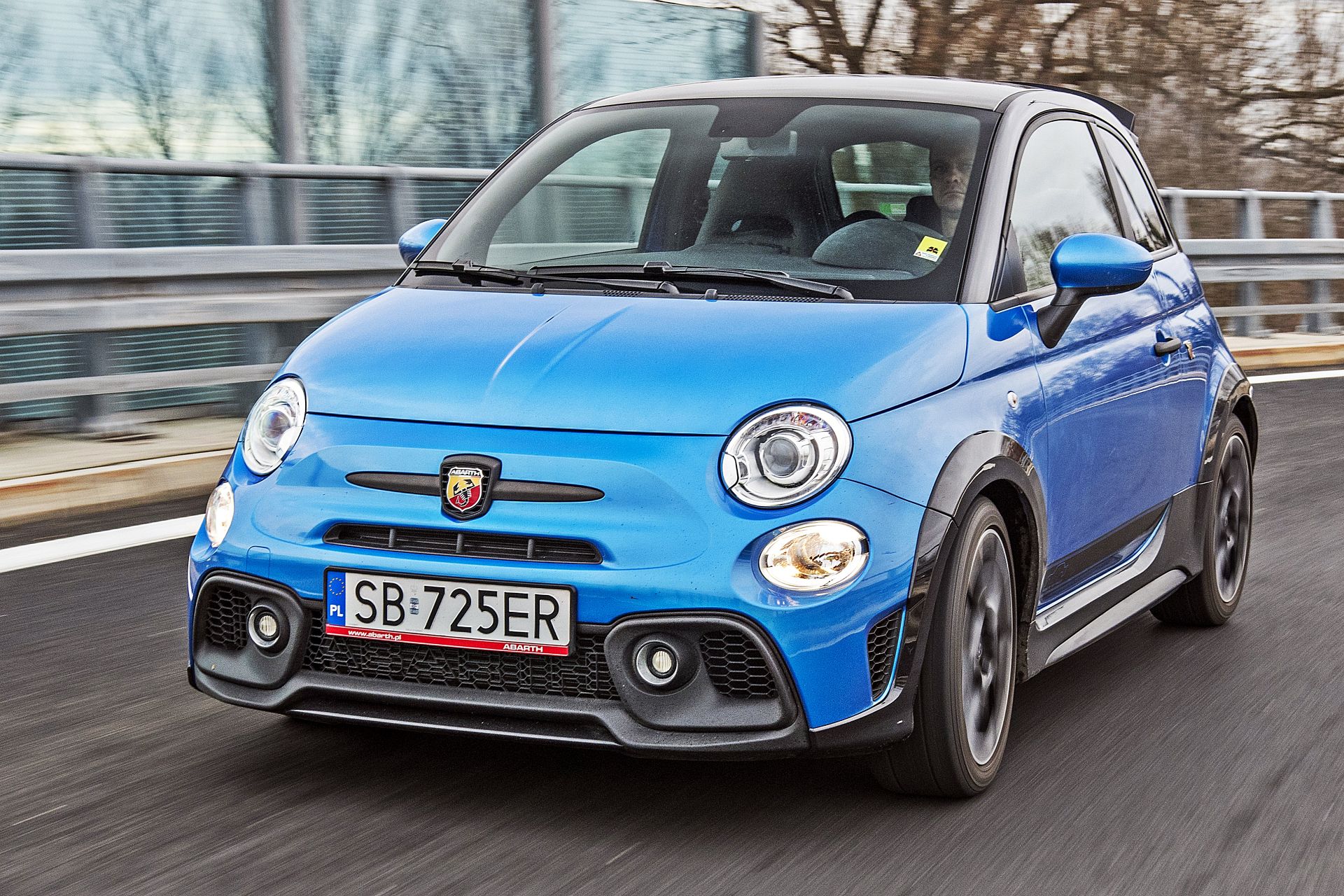 Abarth 695 Tributo 131 Rally – opinia, zalety i wady