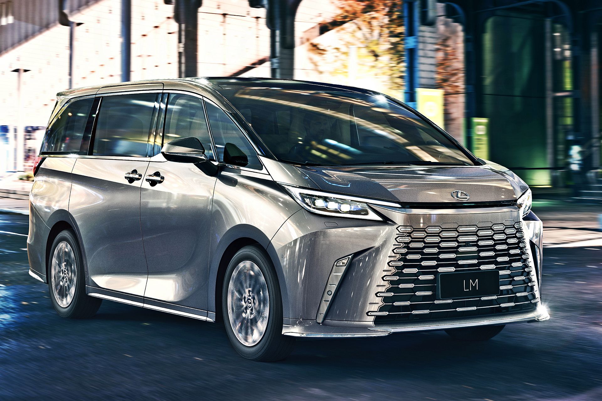 Nowy Lexus LM – oficjalne zdjęcia i informacje