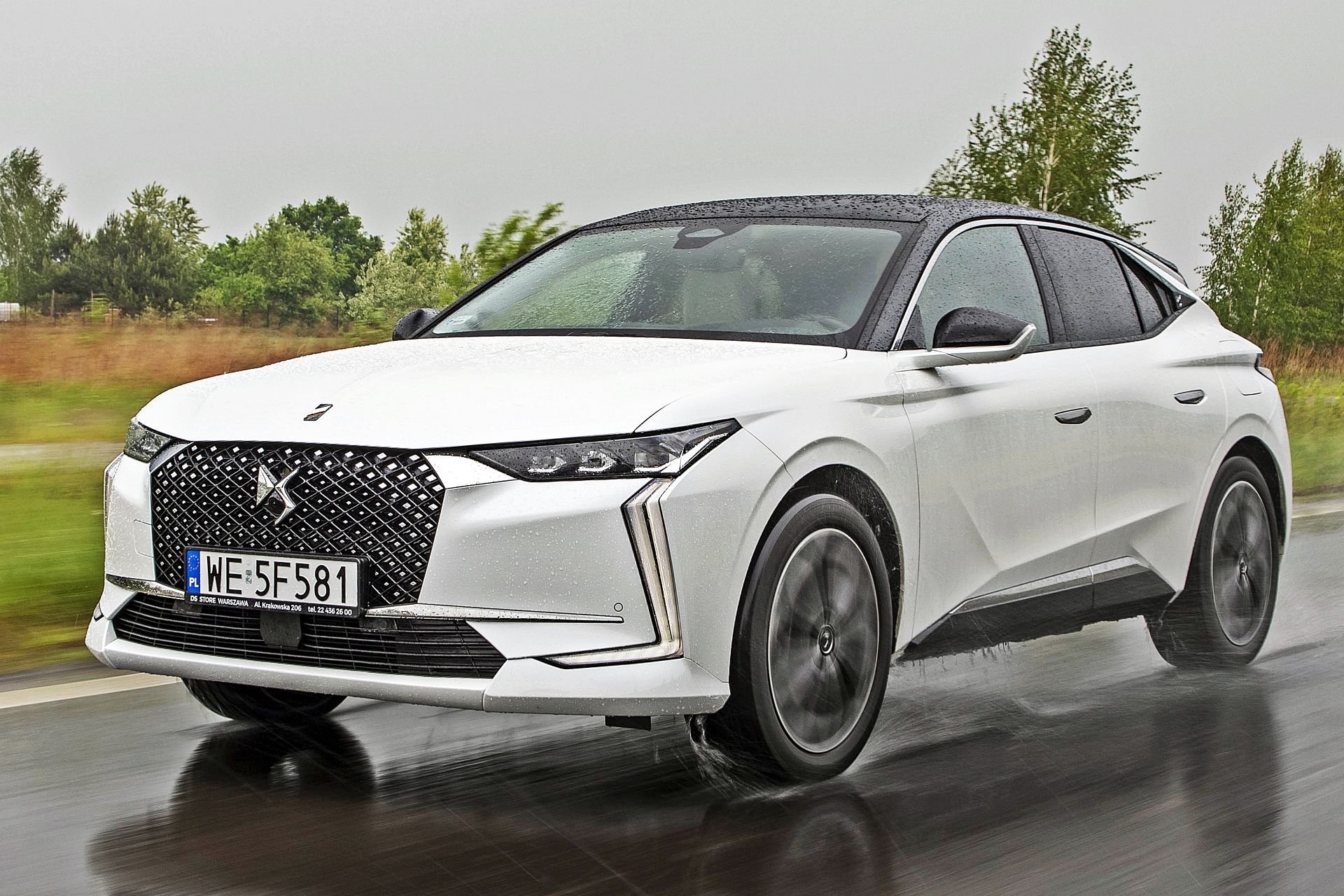 DS 4 (2023). Opis wersji i cennik