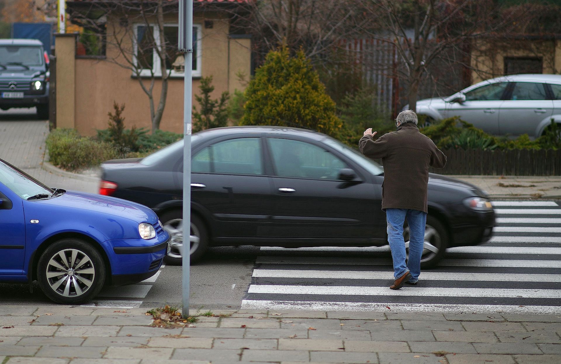 Nieustąpienie pierwszeństwa pieszemu. Jaki mandat za to grozi?