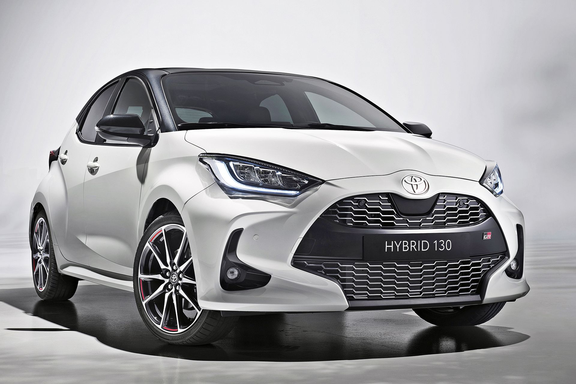 Toyota Yaris z nowym silnikiem. Co jeszcze się zmieniło?