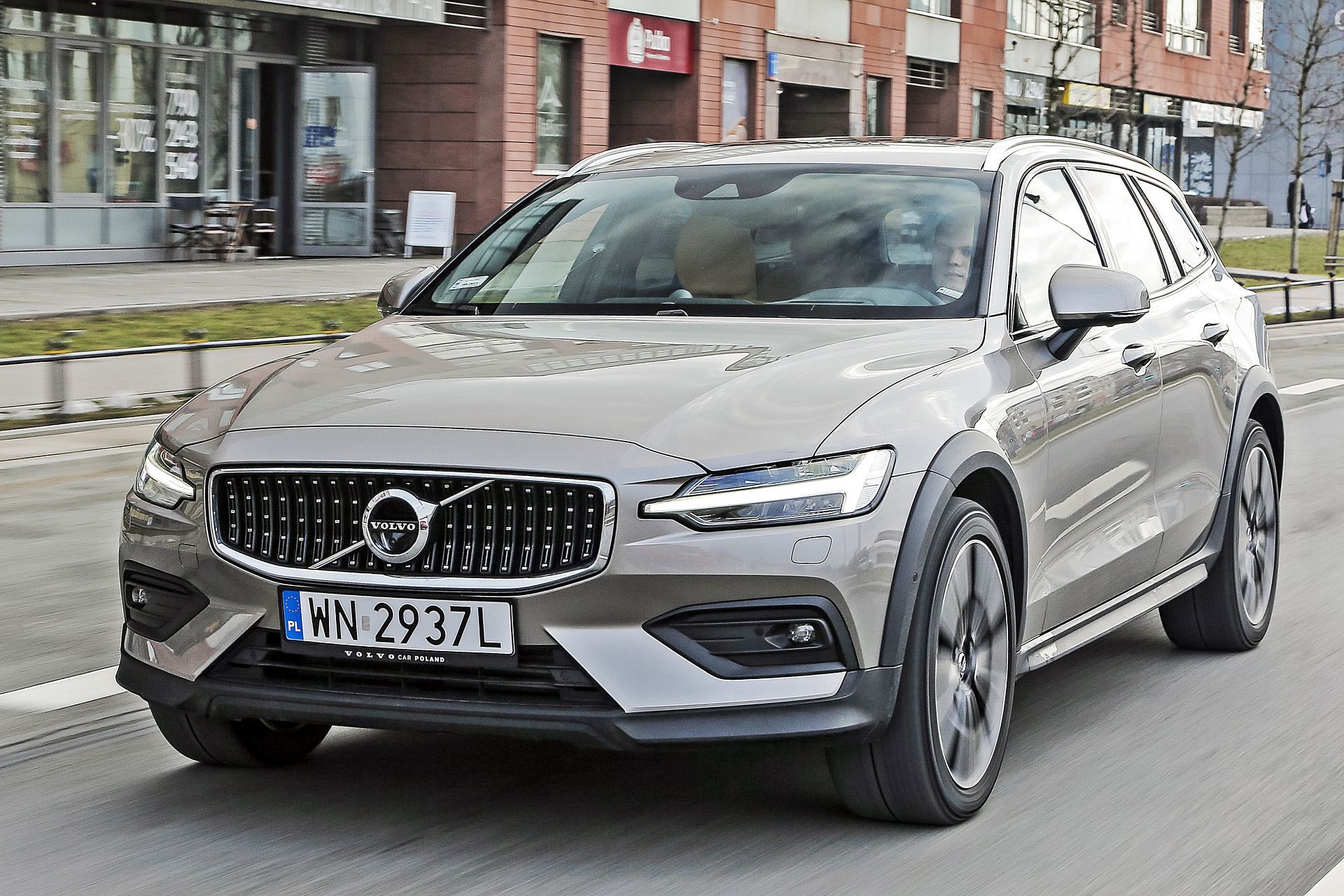 Volvo V60 Cross Country (2023). Opis wersji i cennik