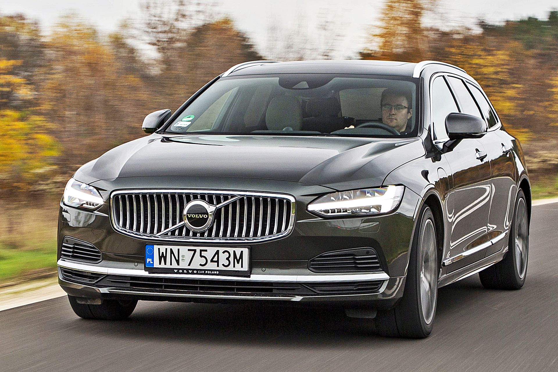Volvo V90 (2023). Opis wersji i cennik