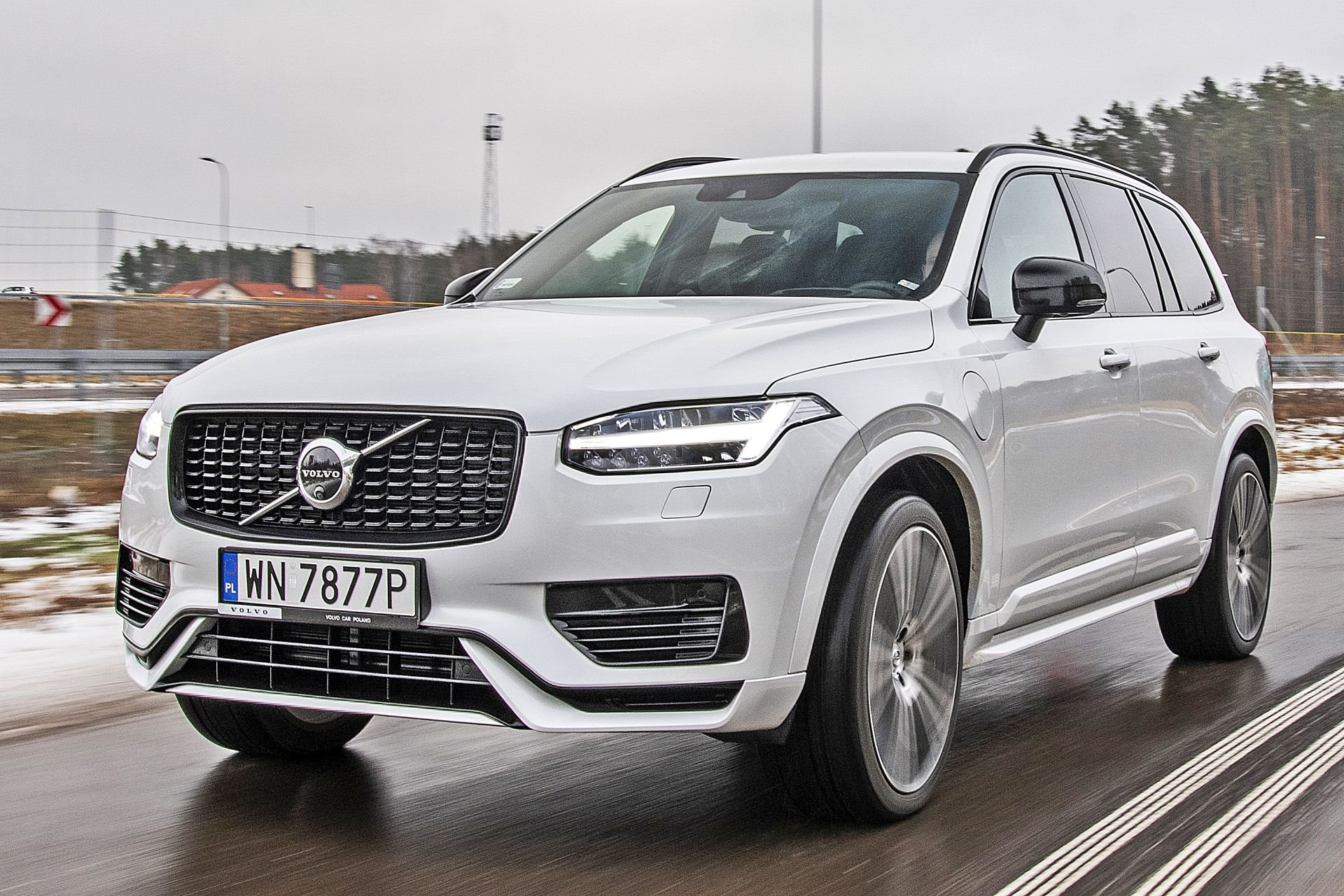 Volvo XC90 (2023). Opis wersji i cennik