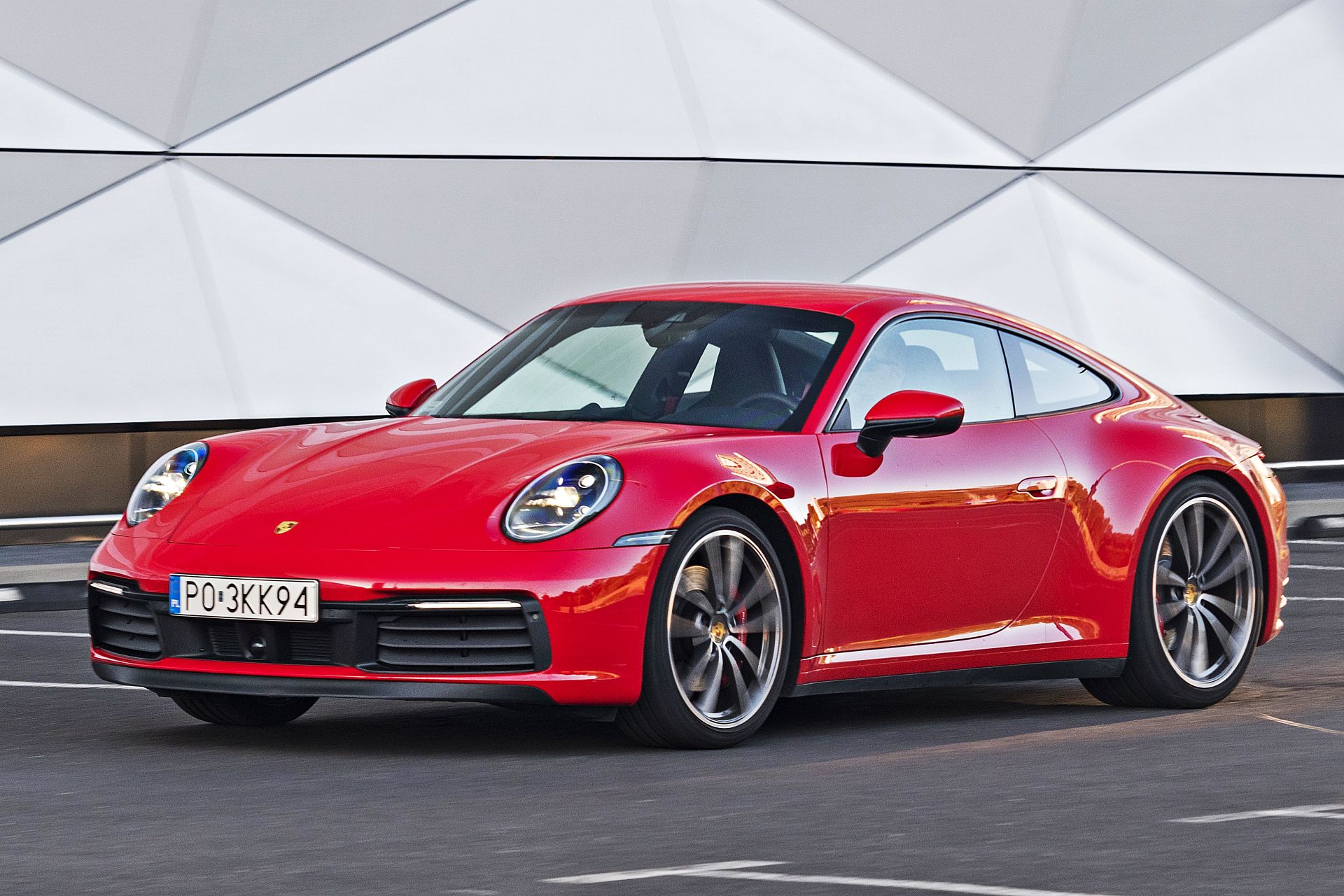 Porsche 911 (2024). Opis wersji i cennik MOTO